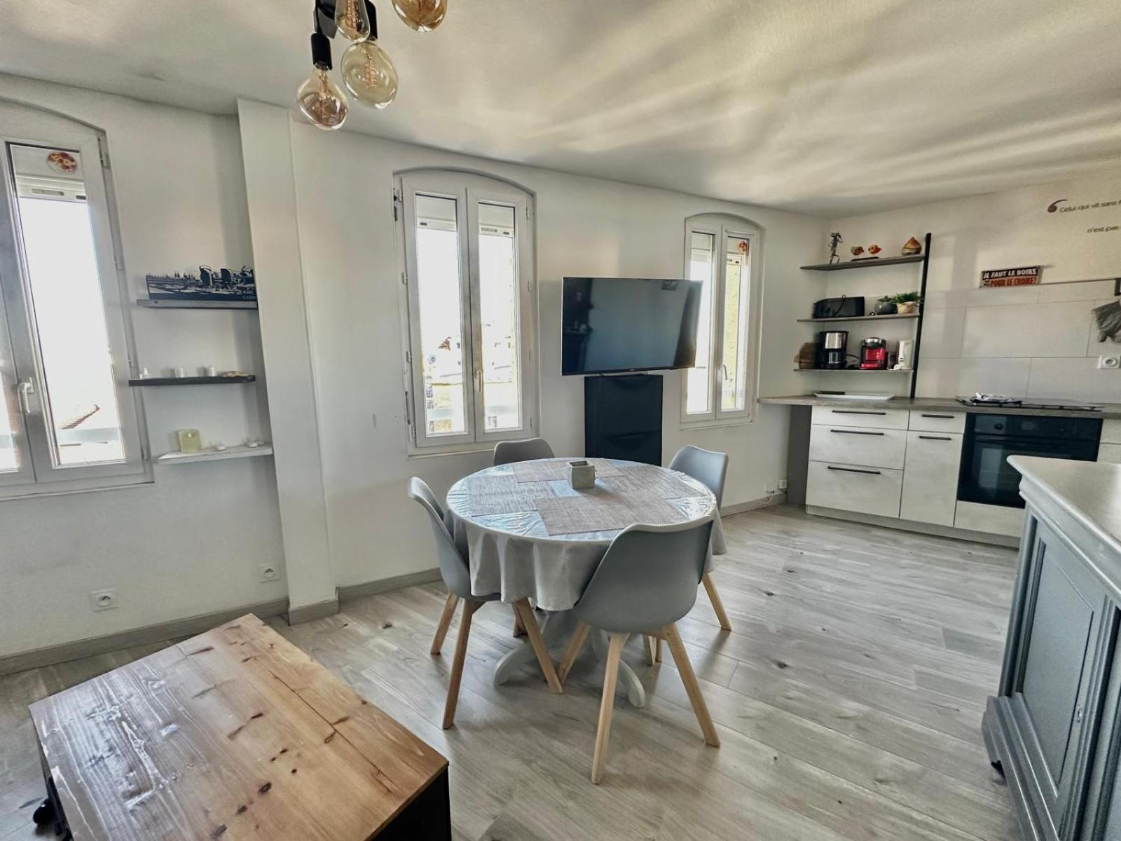 Appartement Pres Du Port Centre Et Plage - Vue Mer Courseulles-sur-Mer Exterior photo